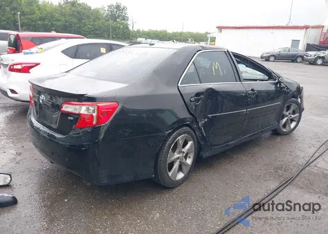 2014 Toyota Camry Se V6/Xle V6 z USA, uszkodzony, nr VIN 4T1BK1FK4EU541419